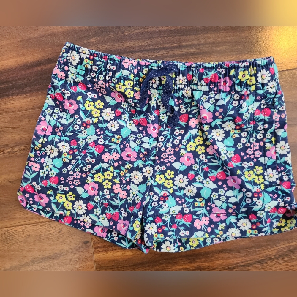Carters Short for little Girl